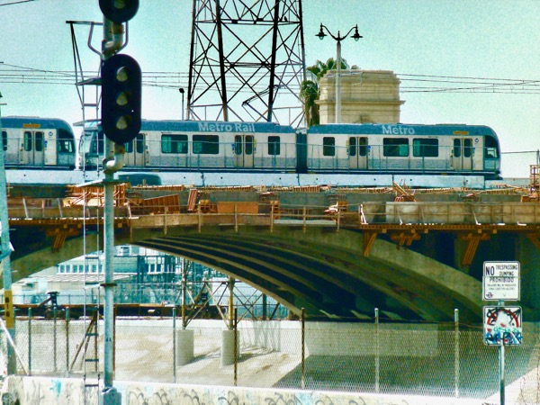 METRO DOWNTOWN, LOS ANGELES