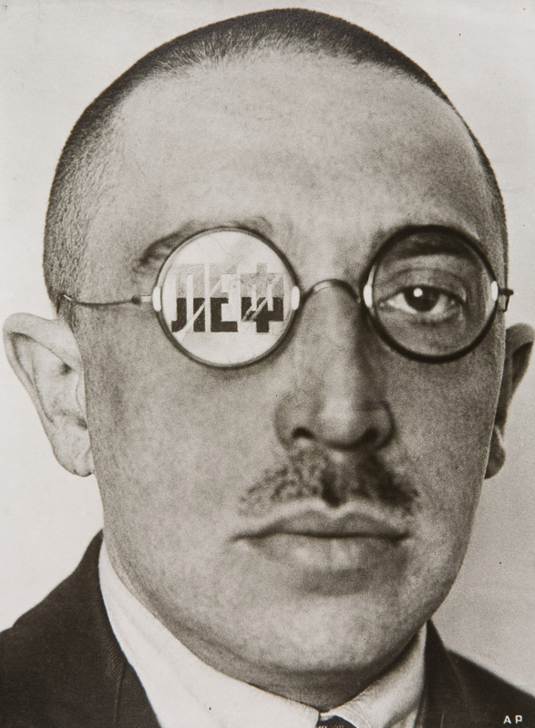 Alexander Rodchenko, The Critic, Osip Brik , 1924.