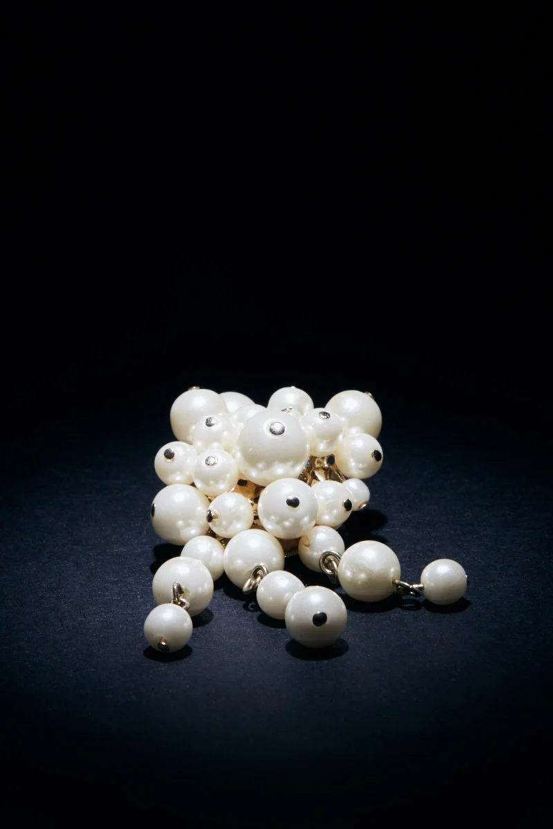 Brooch.jpg