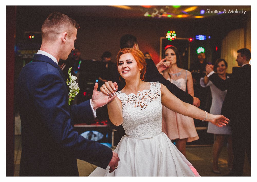 bride-groom-dance-reception.jpg