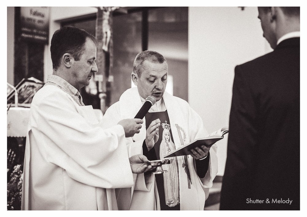 priester-katholisch-zeremonie.jpg