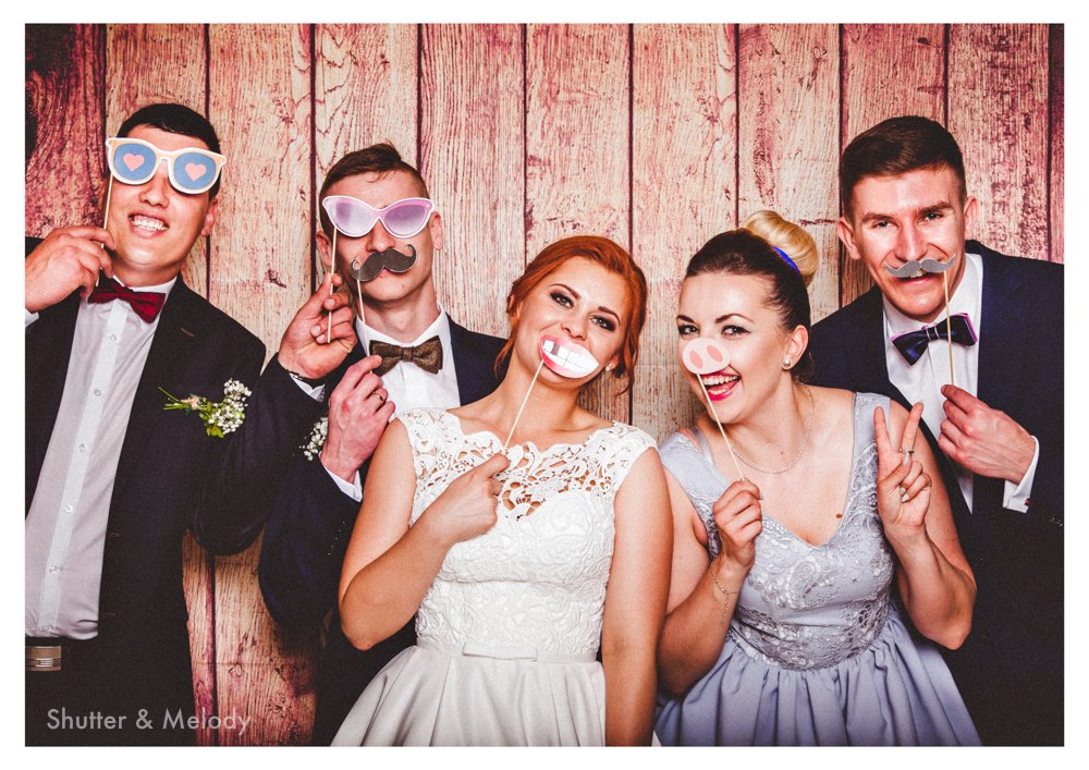 photo-booth-bridal-party.jpg
