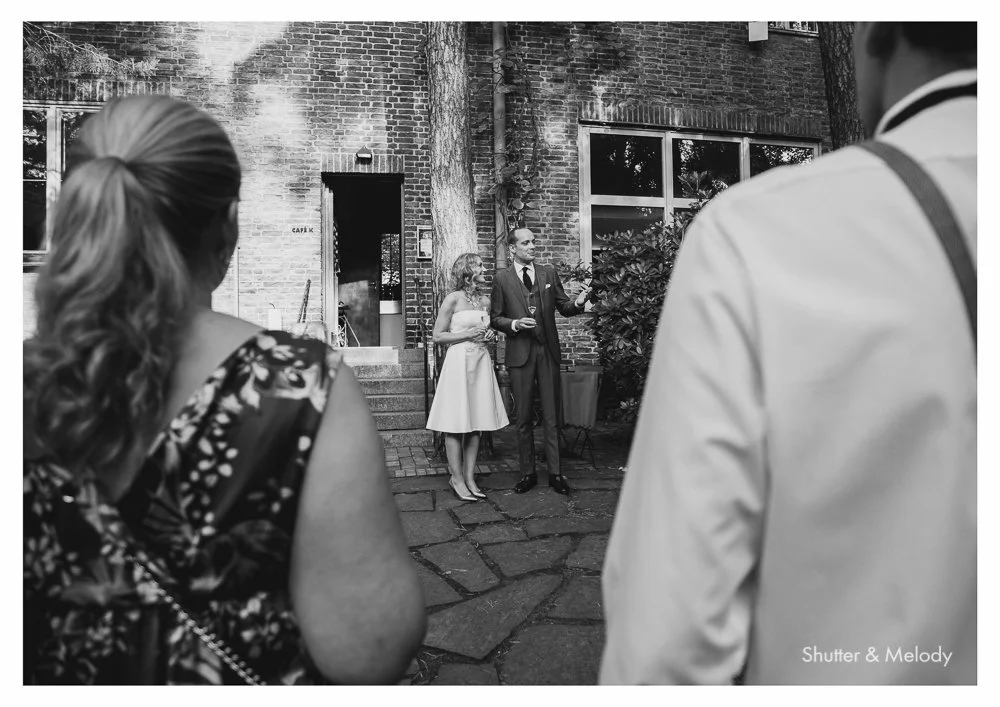 bride-groom-speech-cafe.jpg
