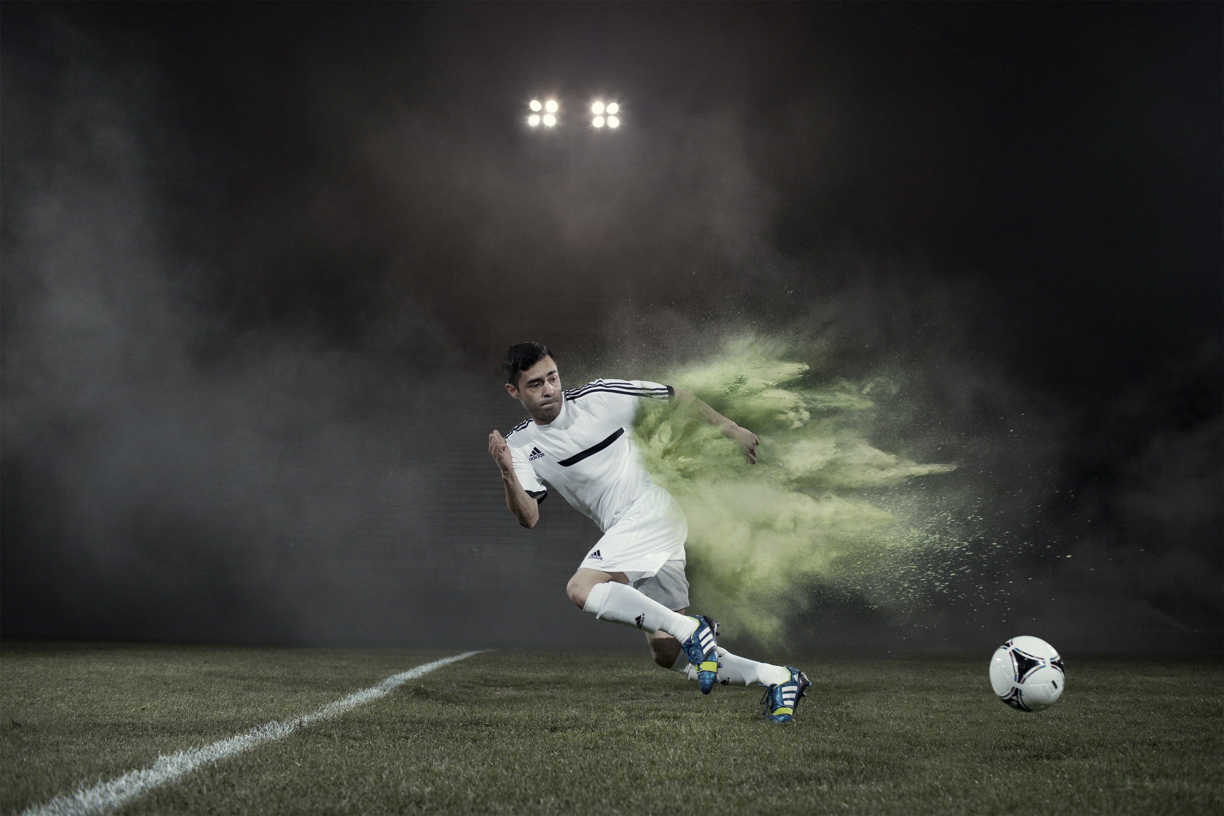ADIDAS_SOCCER-W8.jpg