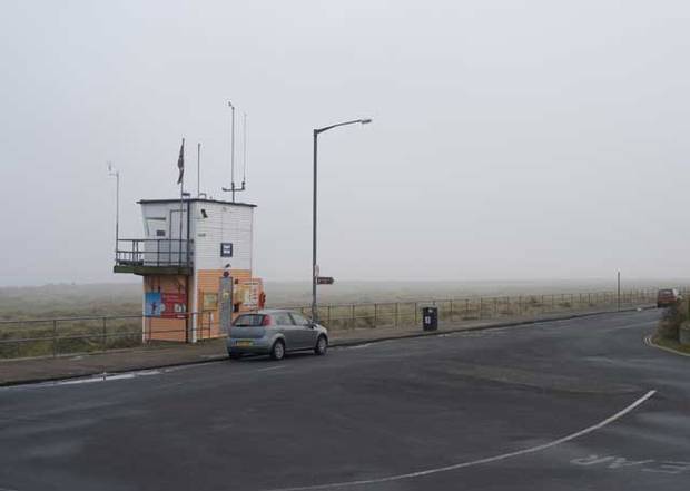The North Denes Coastal Watch lookout hut at the very end of North Drive in Great Yarmouth. Image by Harry Cory Wright
