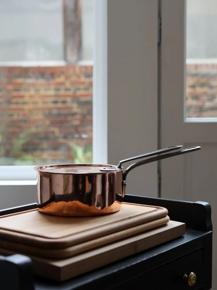 Antique Covered Copper Sauce Pot — A la Ménagère, Paris