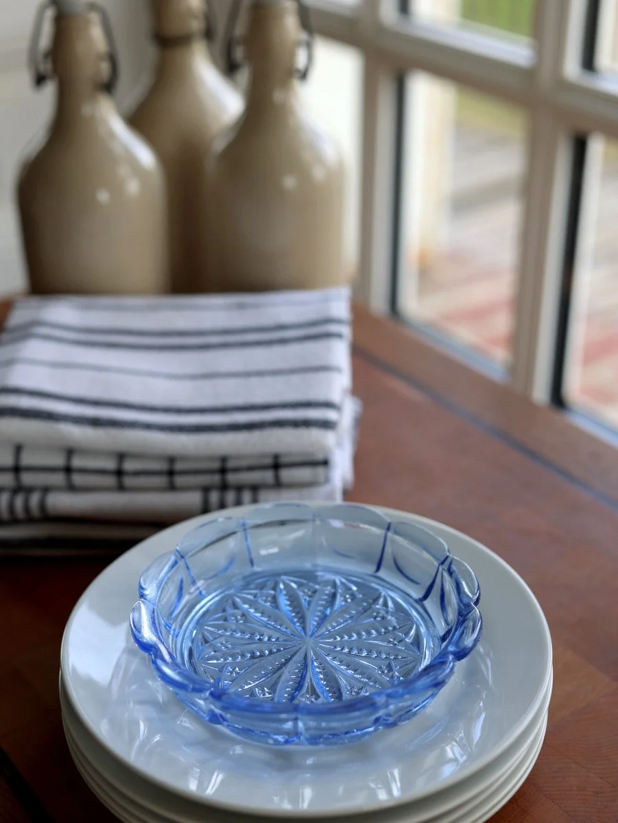 Pressed Glass Wine Bottle Coaster
