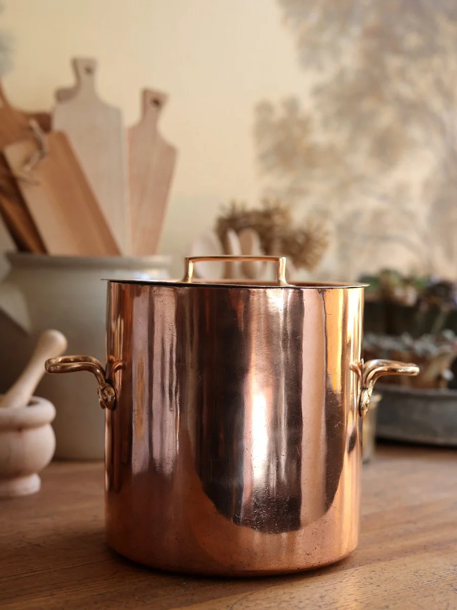 Large 25 cm Antique Chateau Stock Pot - No. 9