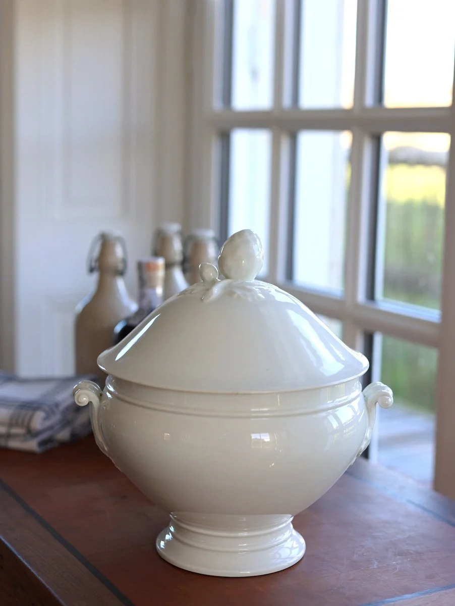 Large Lunéville French Porcelain Tureen with Artichoke Finial