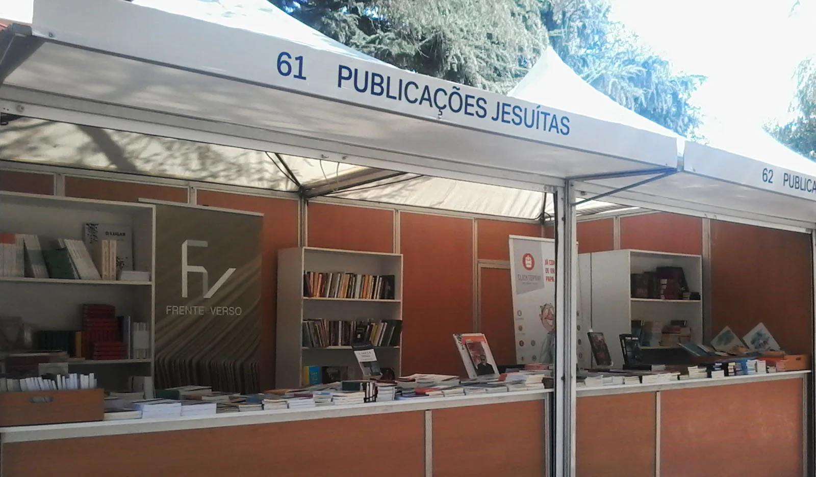 Publicações Jesuítas levam novidades à Feira do Livro do Porto