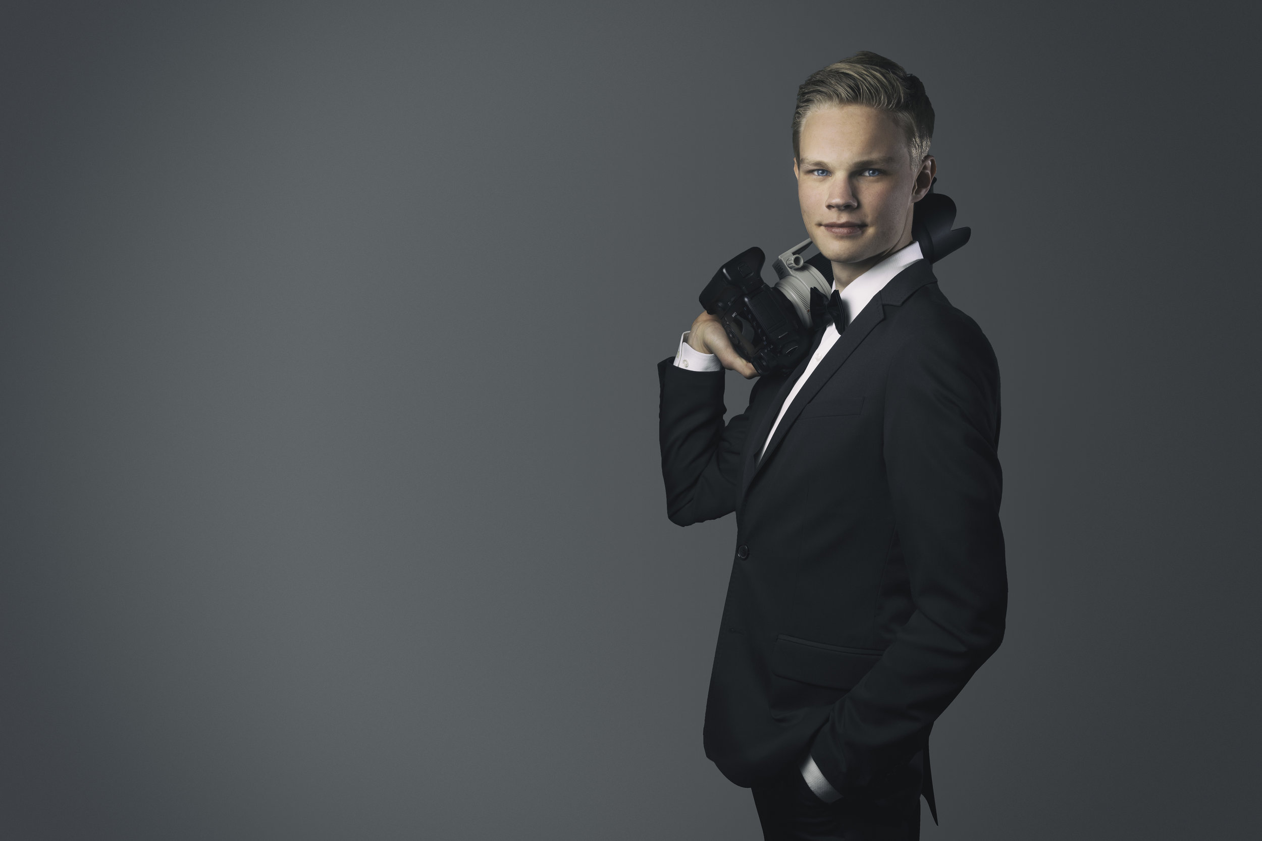 Niklas Bond-Edit.jpg