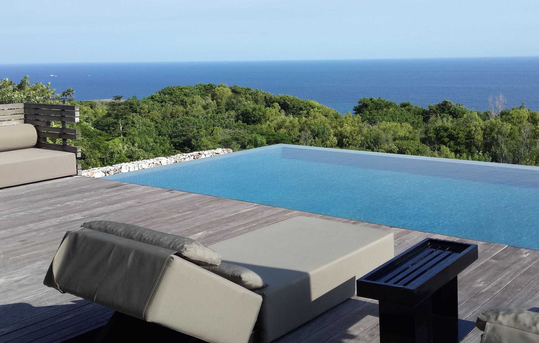 Alila Villas Uluwatu - The Place to Stay in Bali 1.jpg