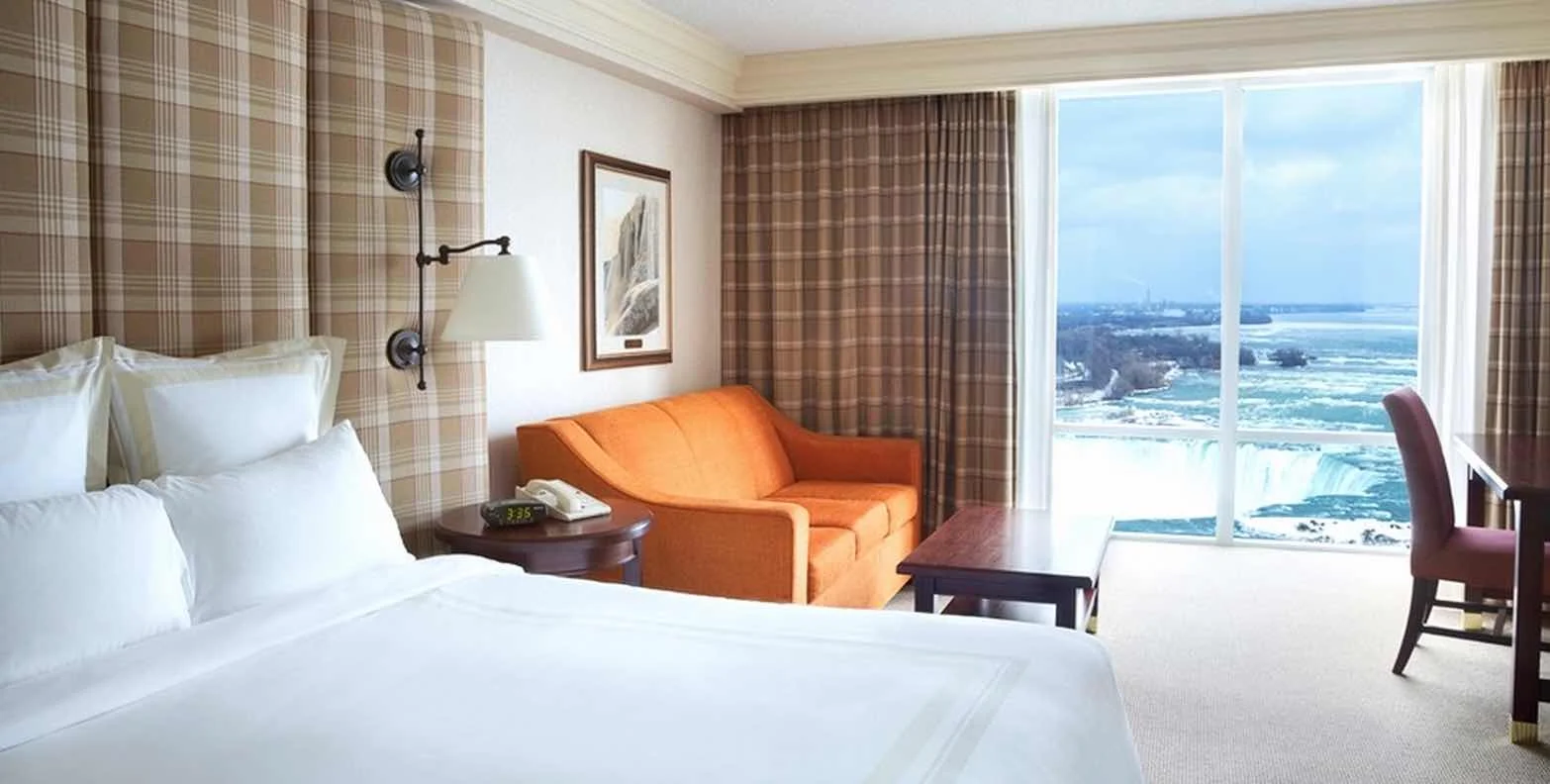 Niagara Falls Marriott Gateway on the Falls (4 Stars)