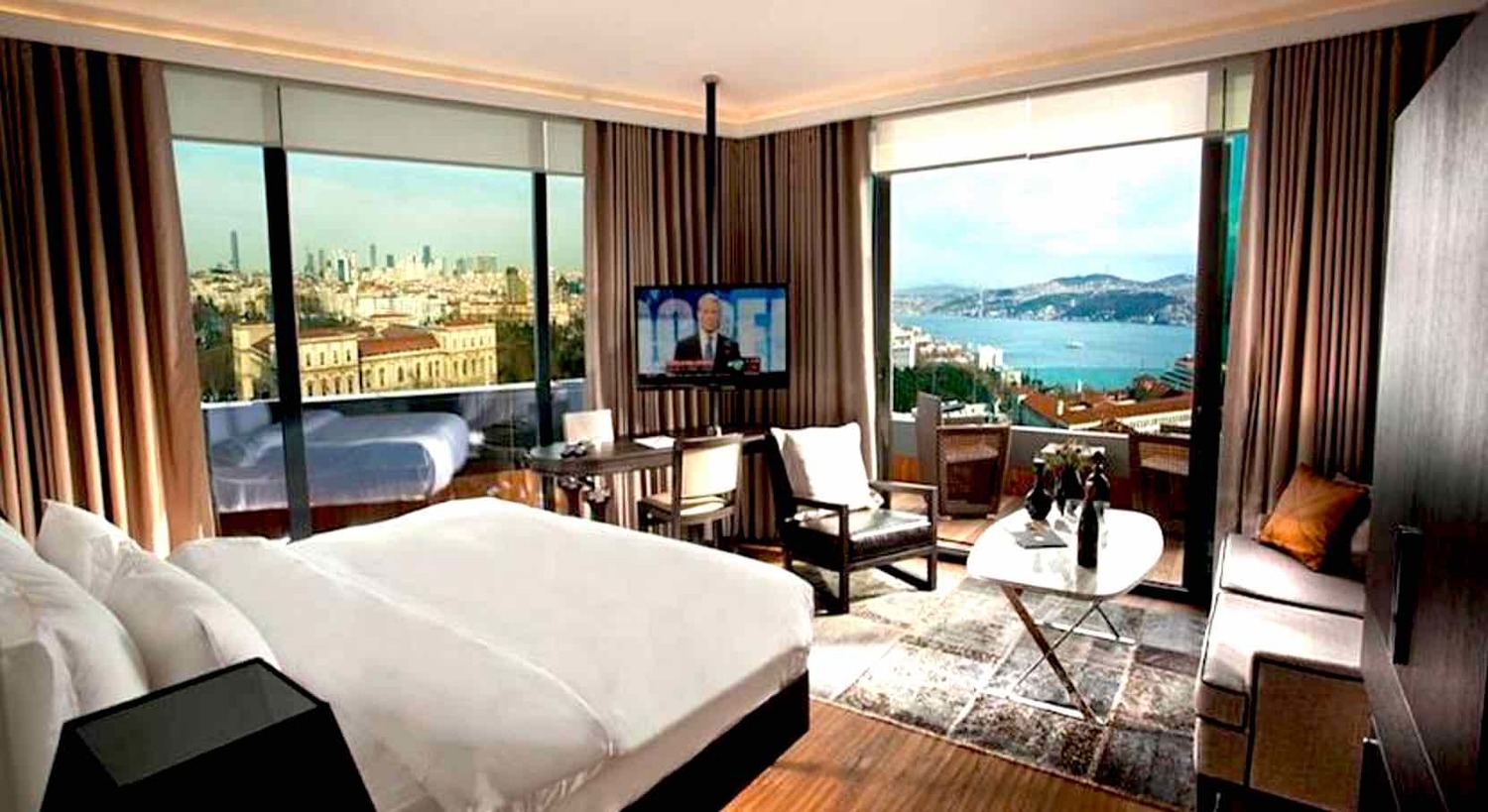 sikring ujævnheder tapperhed Best Istanbul Hotels with Stunning Views — The Most Perfect View