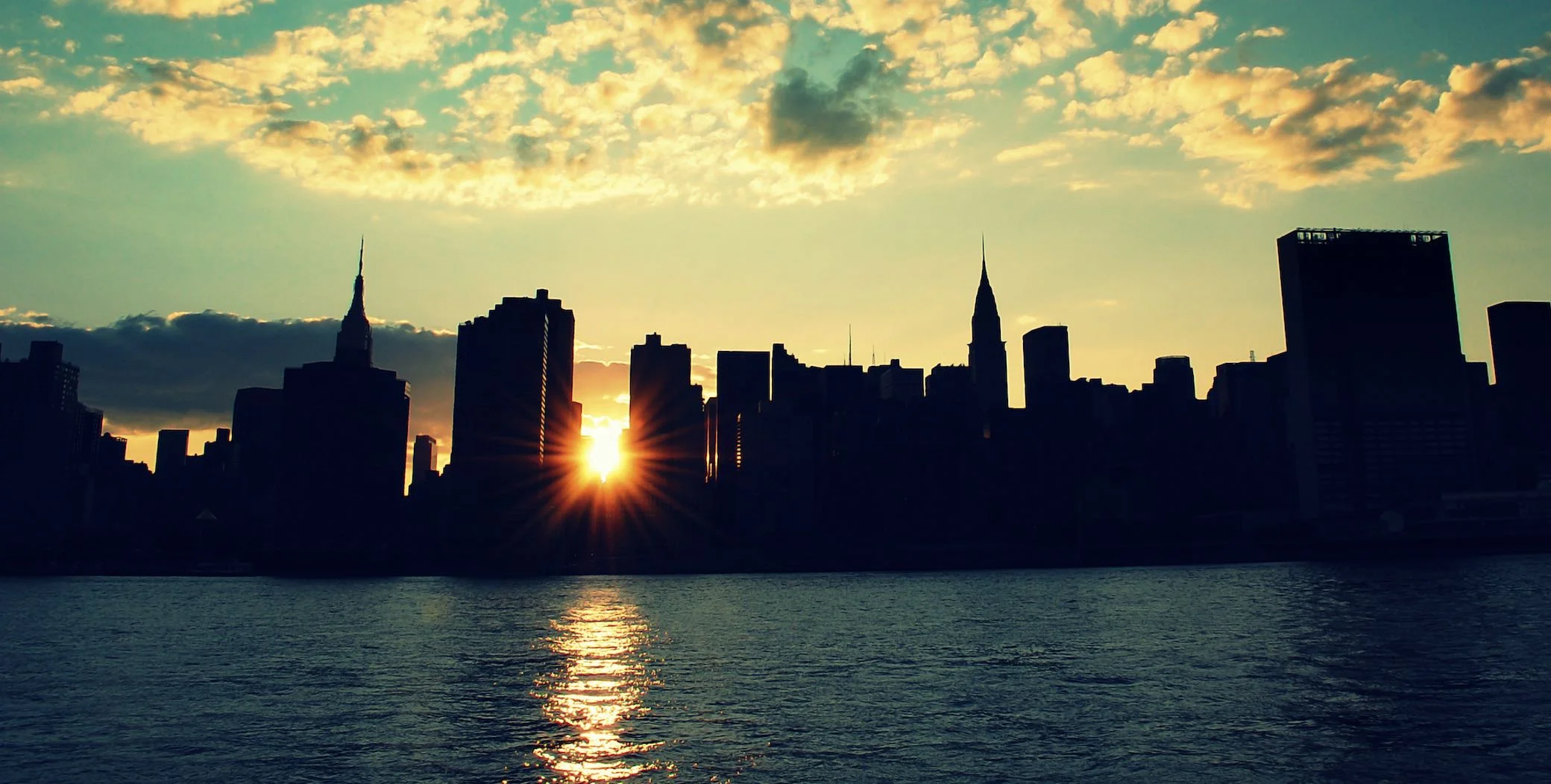 Where to Go for a New York City View - River Cruise.jpg