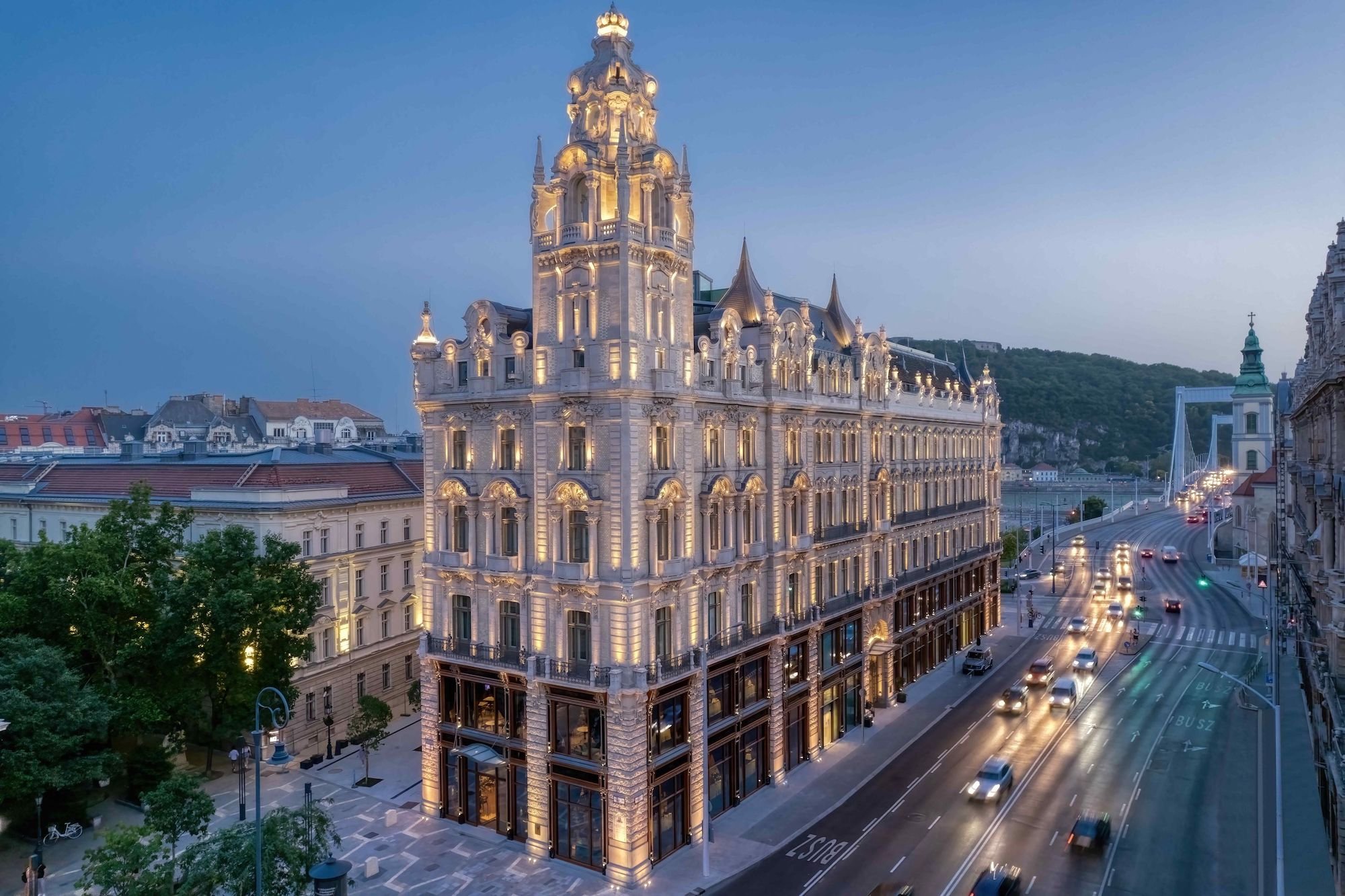 Exterior_Matild Palace a Luxury Collection Hotel Budapest (8).jpg