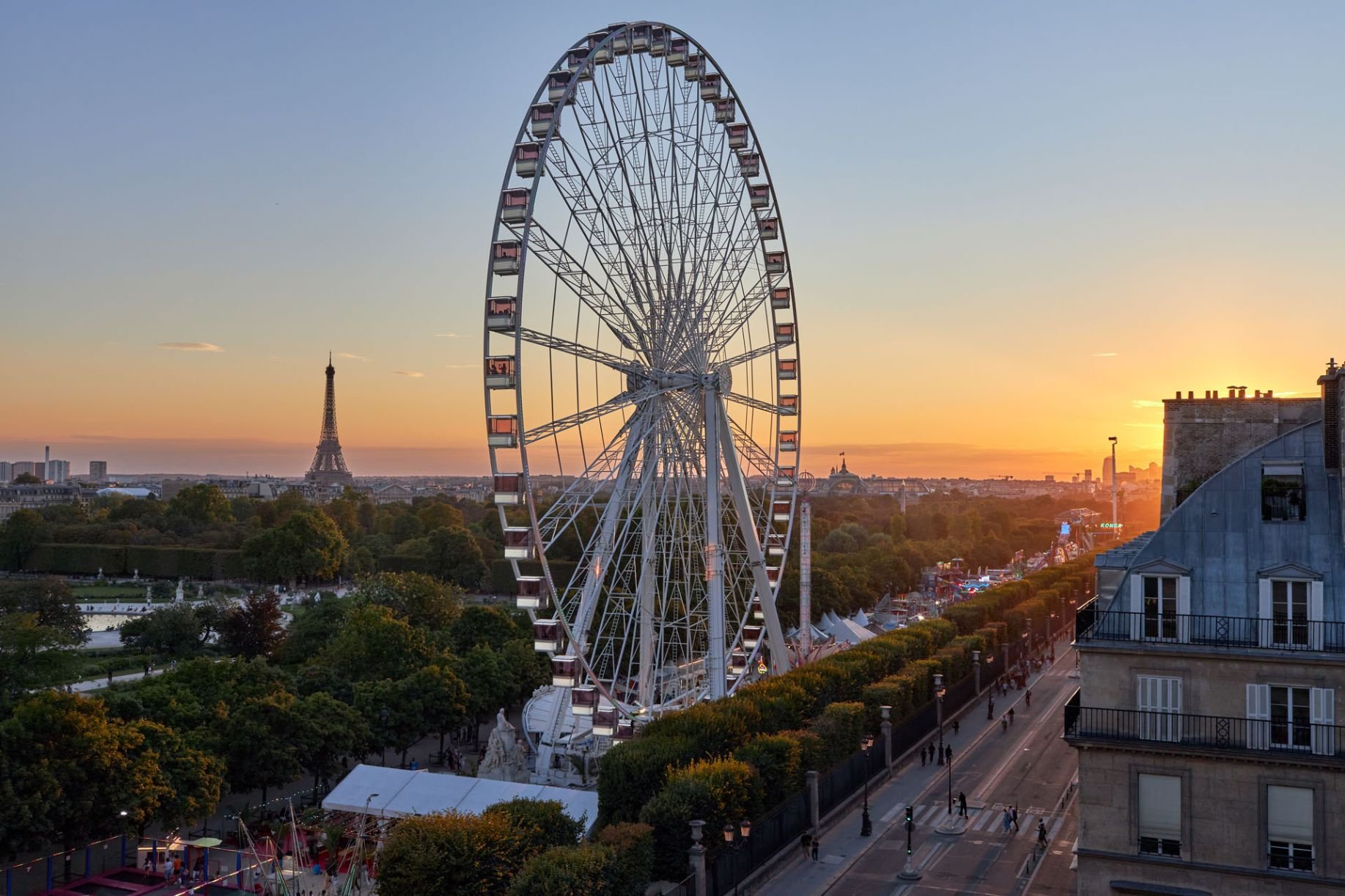 Hotel Regina Louvre Paris - Eiffel Tower View - The Most Perfect View (8).jpg