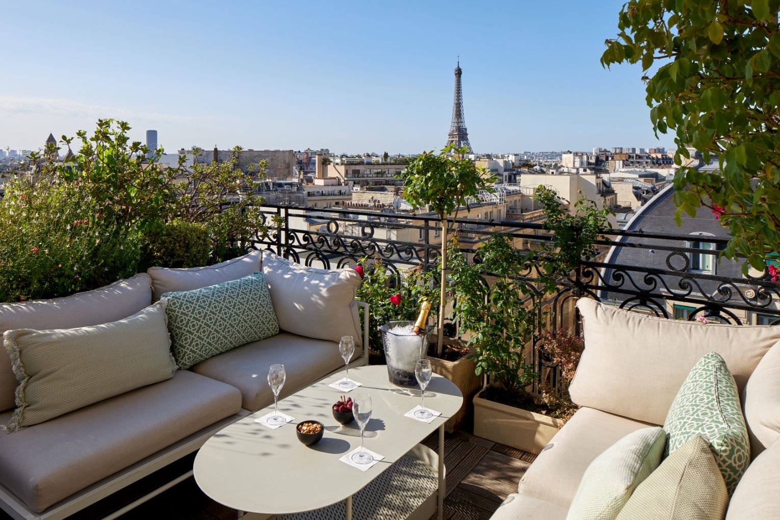 Hotel Raphael Paris - Eiffel Tower View - The Most Perfect View55.jpg