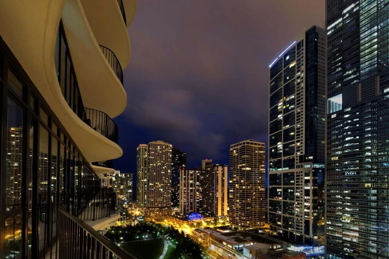 Chicago Hotel Balconies We Love — The Most Perfect View