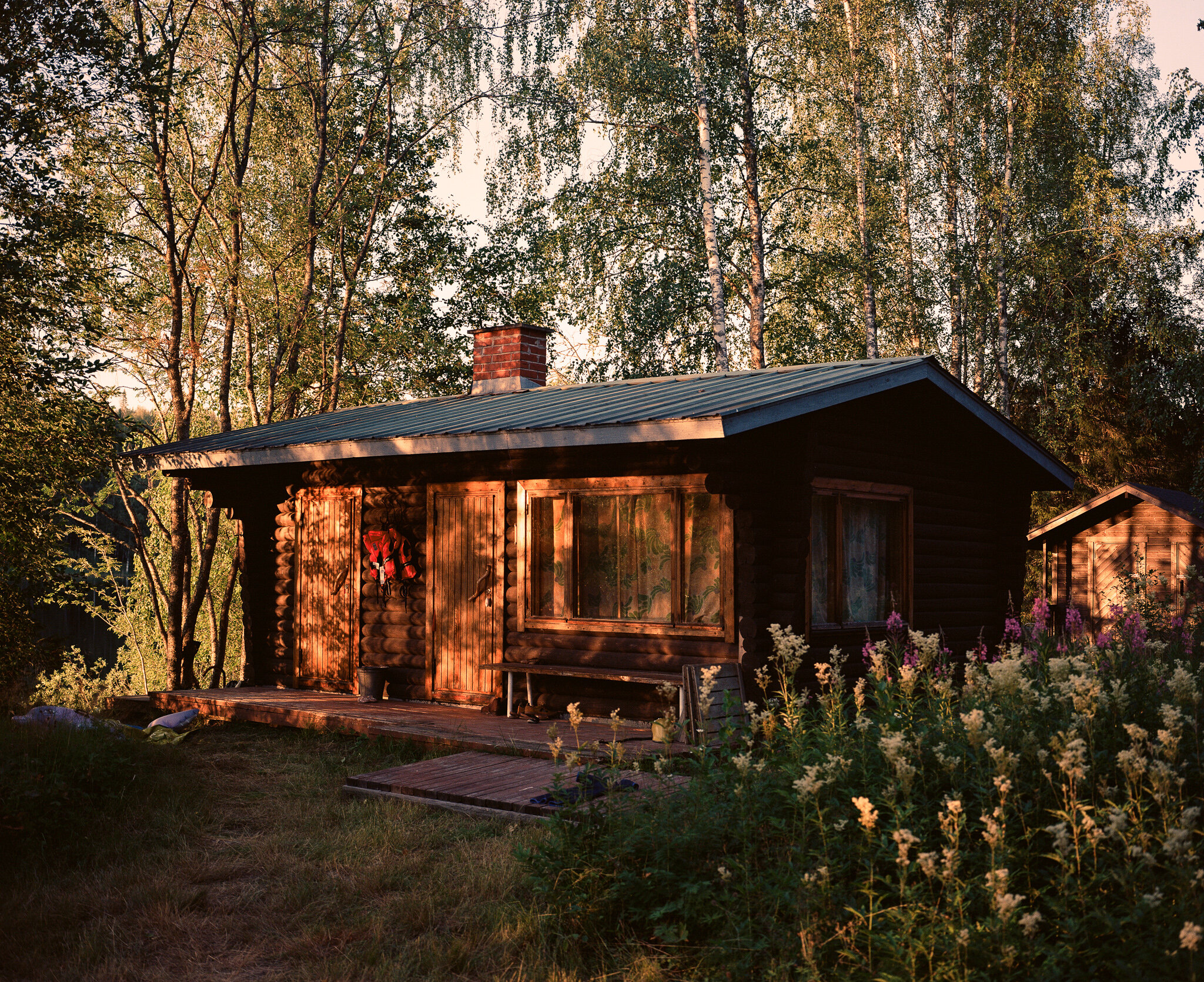 finland hut.jpg