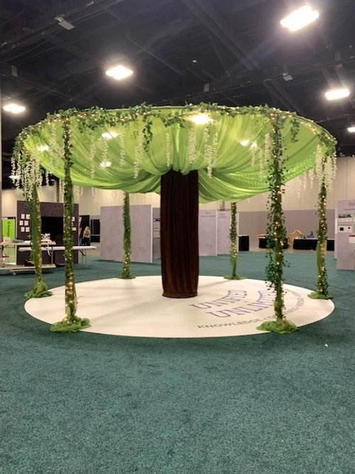  At the heart of the ACT-SO Courtyard stood the “Tree of Knowledge” — a luminous centerpiece crafted from fabric and light. This sculptural installation symbolized growth, wisdom, and connection, anchoring the space both visually and conceptually. Su