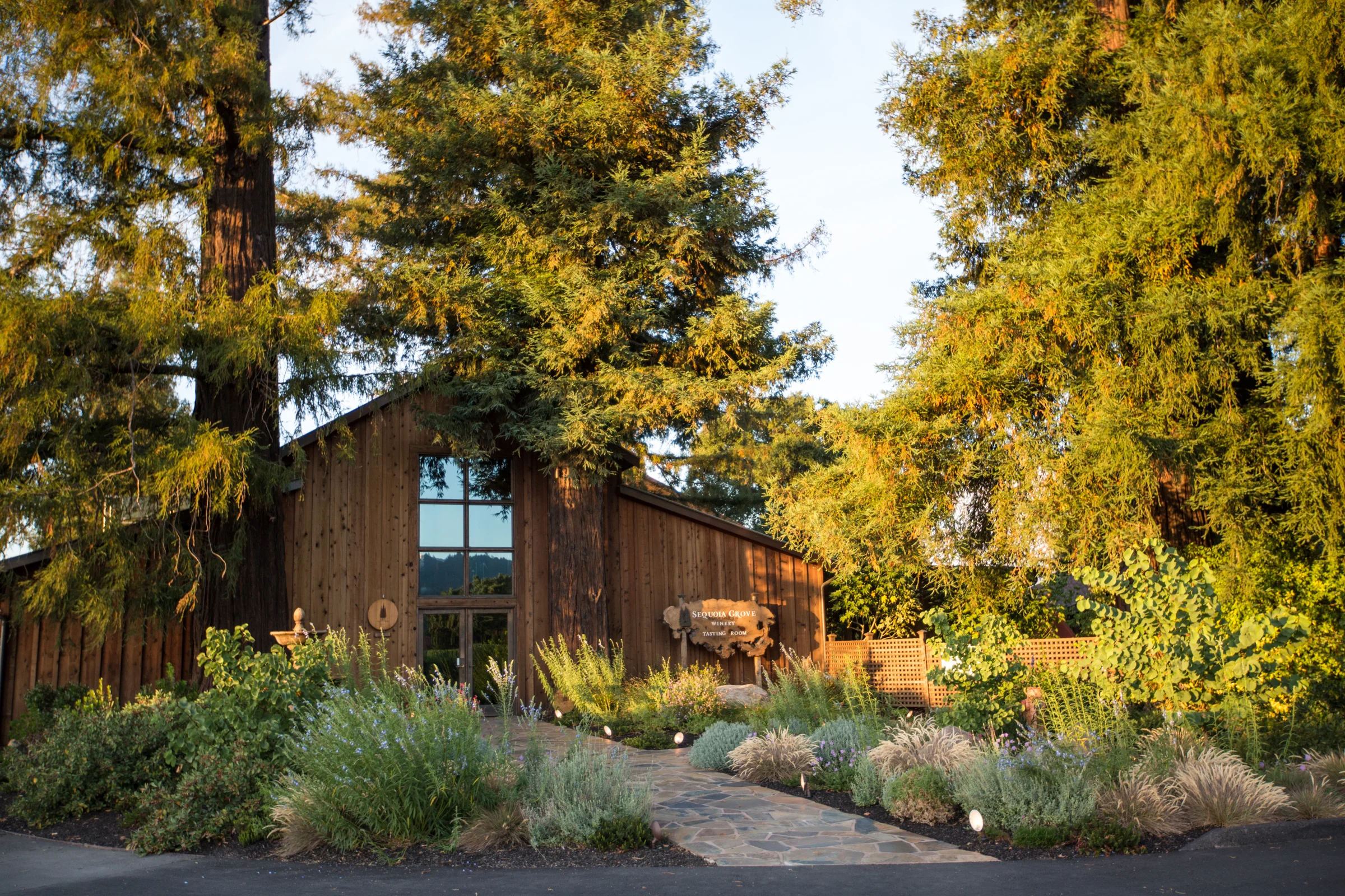 UM_Sequoia-Grove-property_AI9A9882_lo.jpg