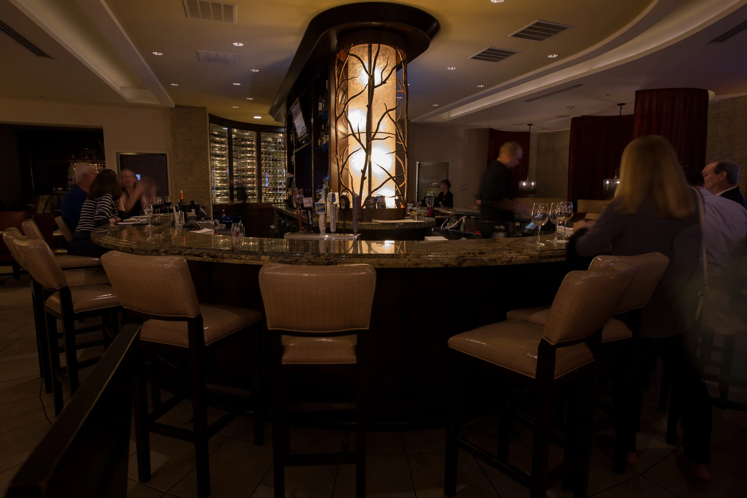 Marriott-Mktg-phase2_AI9A6496_lo.jpg