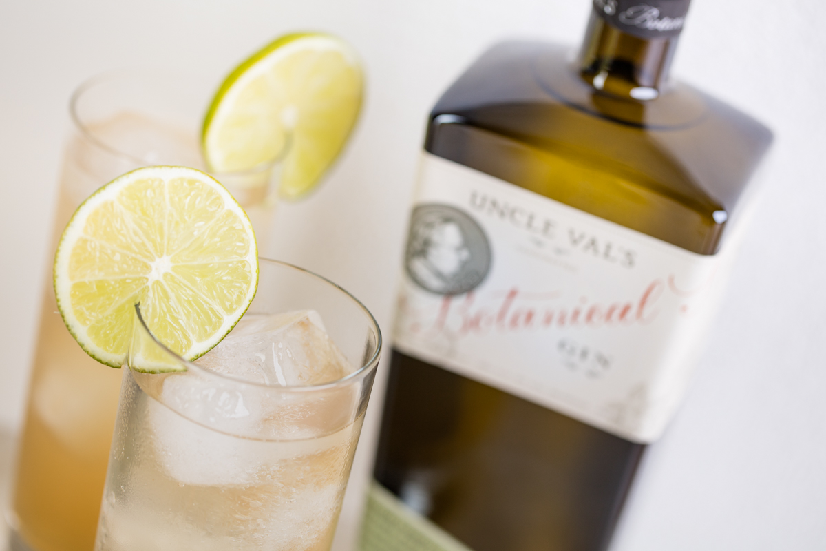 3Badge_Cocktails_Dec2016_3Z2A7544_hi.jpg