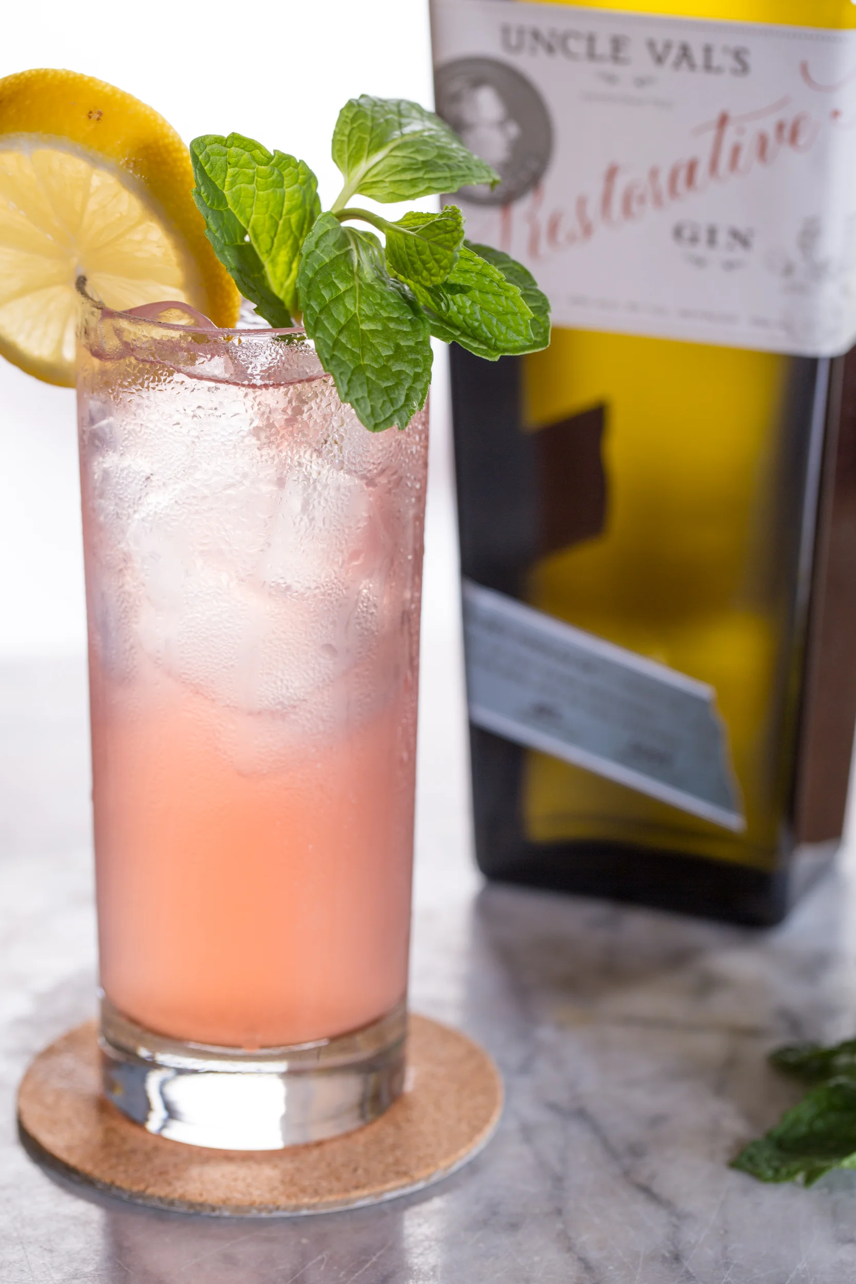 UM_3Badge-Cocktails2015_AI9A8355_lo.jpg