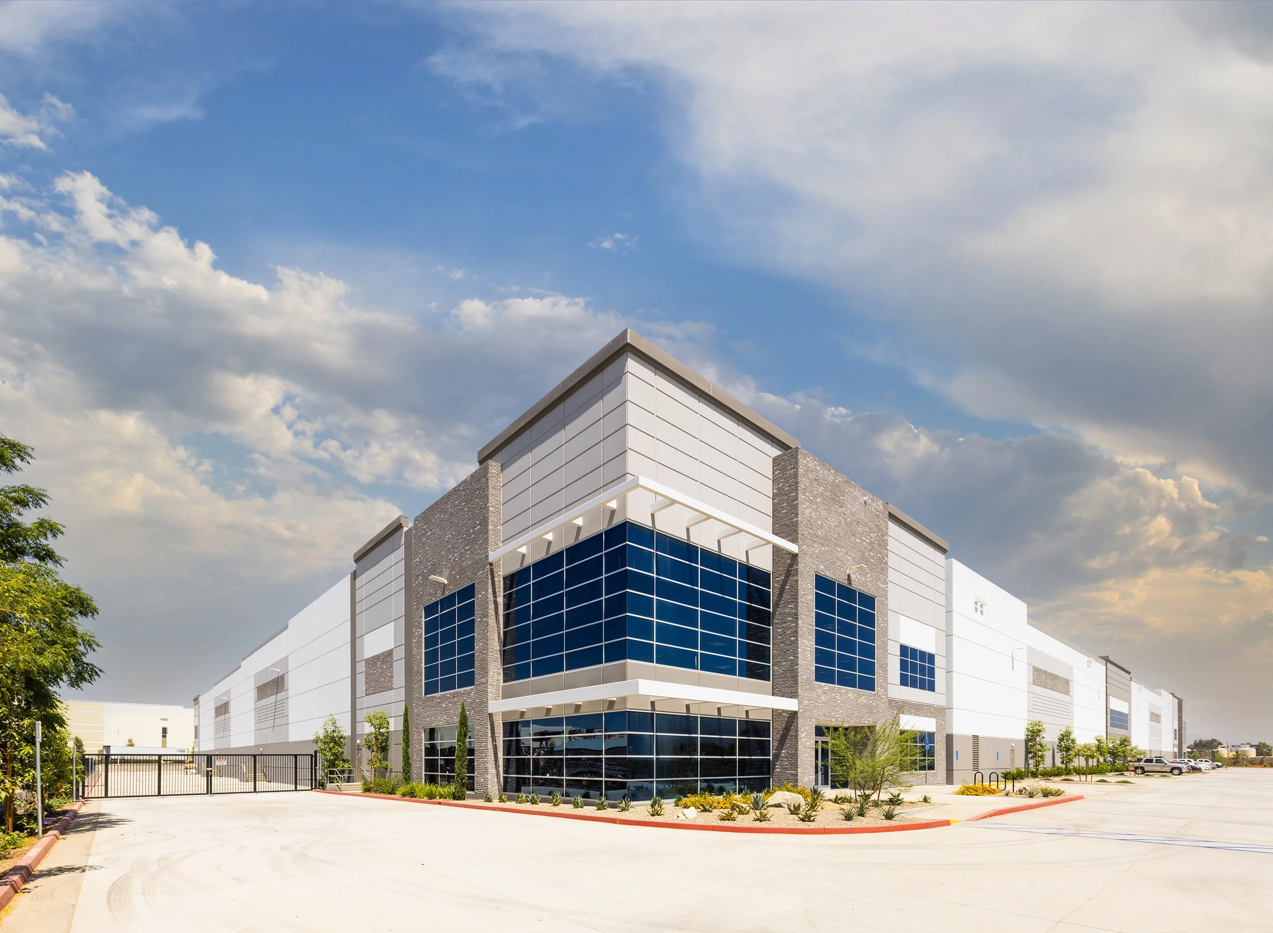 commercial-buidling-murrieta-real-estate-4904-001.jpg