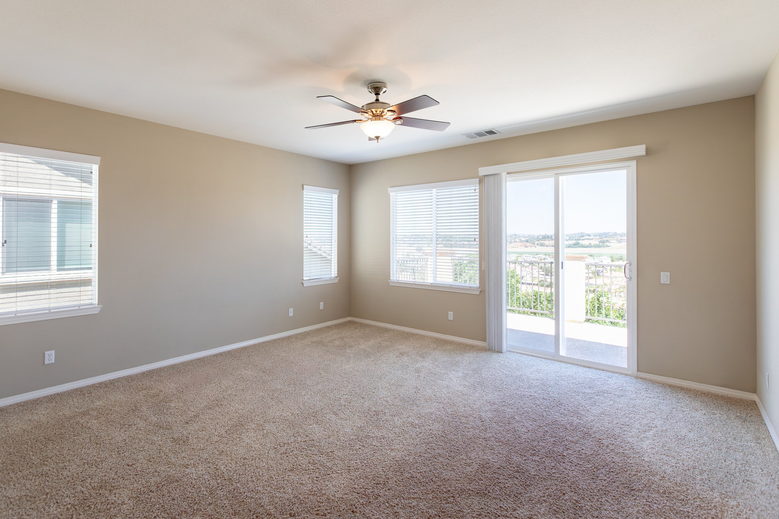 empty-bedroom-murrieta-real-estate-3994-001.jpg