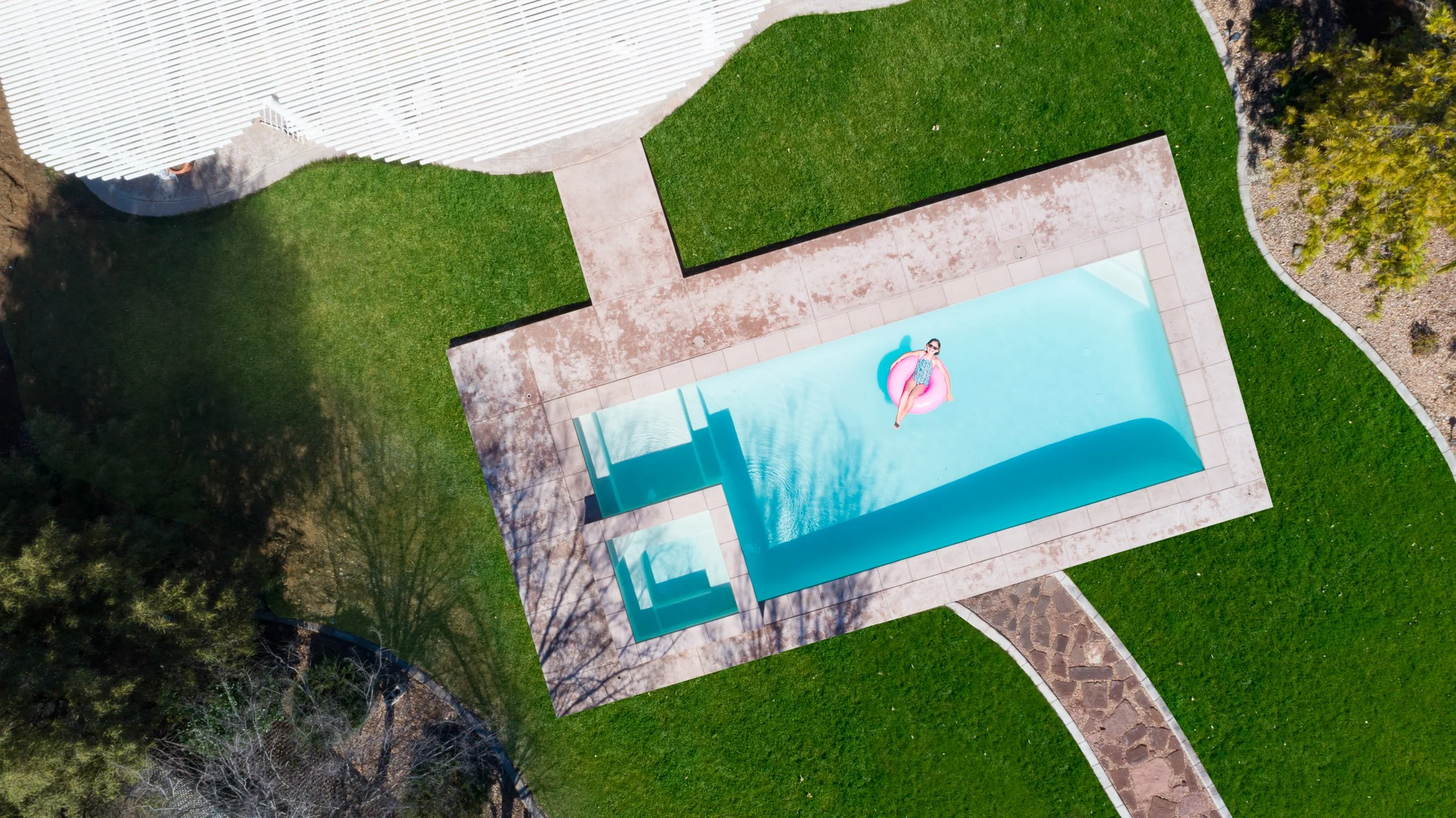 drone-pool-aerial-real-estate-photography.jpg