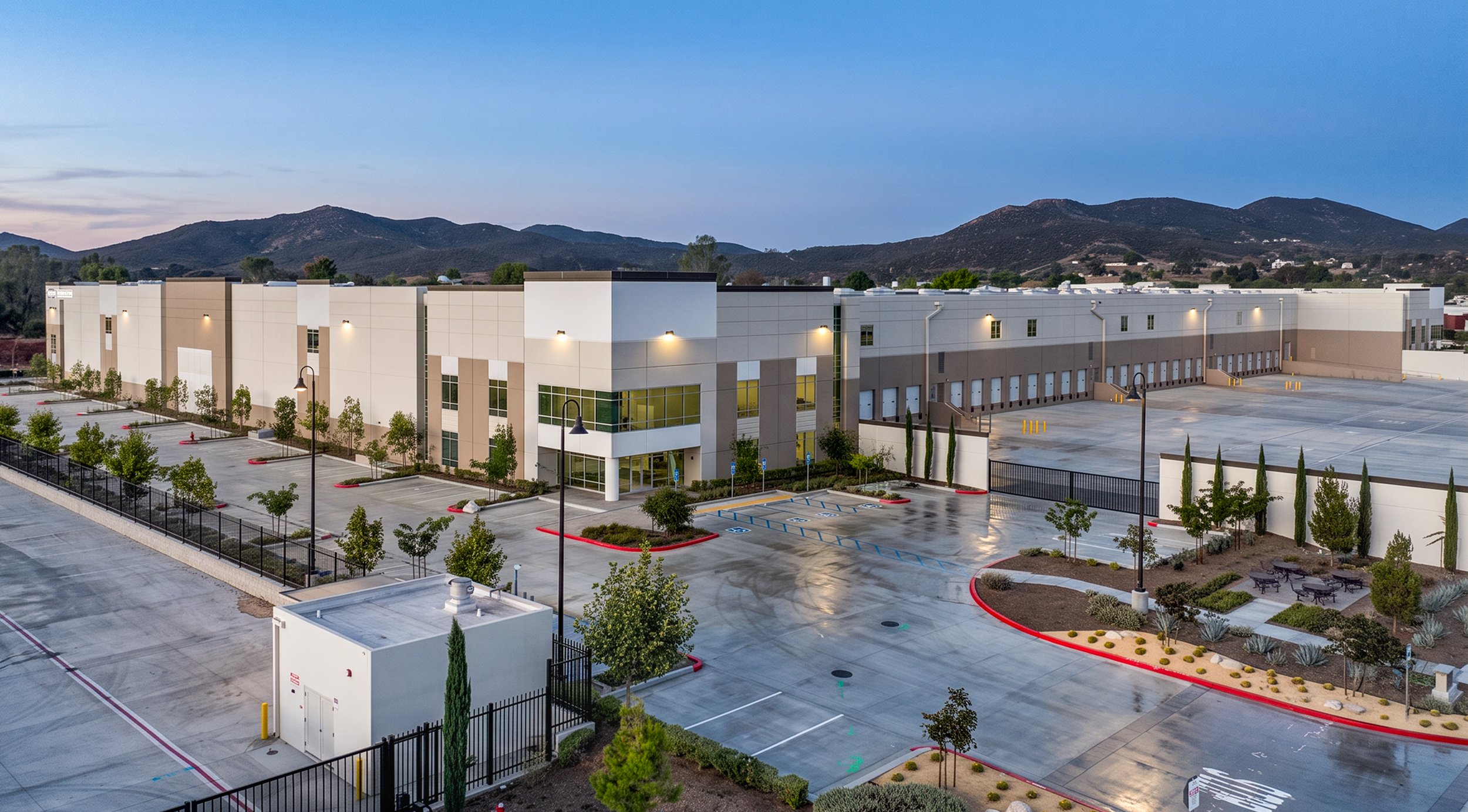 Andy_Dean_Photography_Gateway_at_Menifee_B4_Twilight_4202_0001.jpg