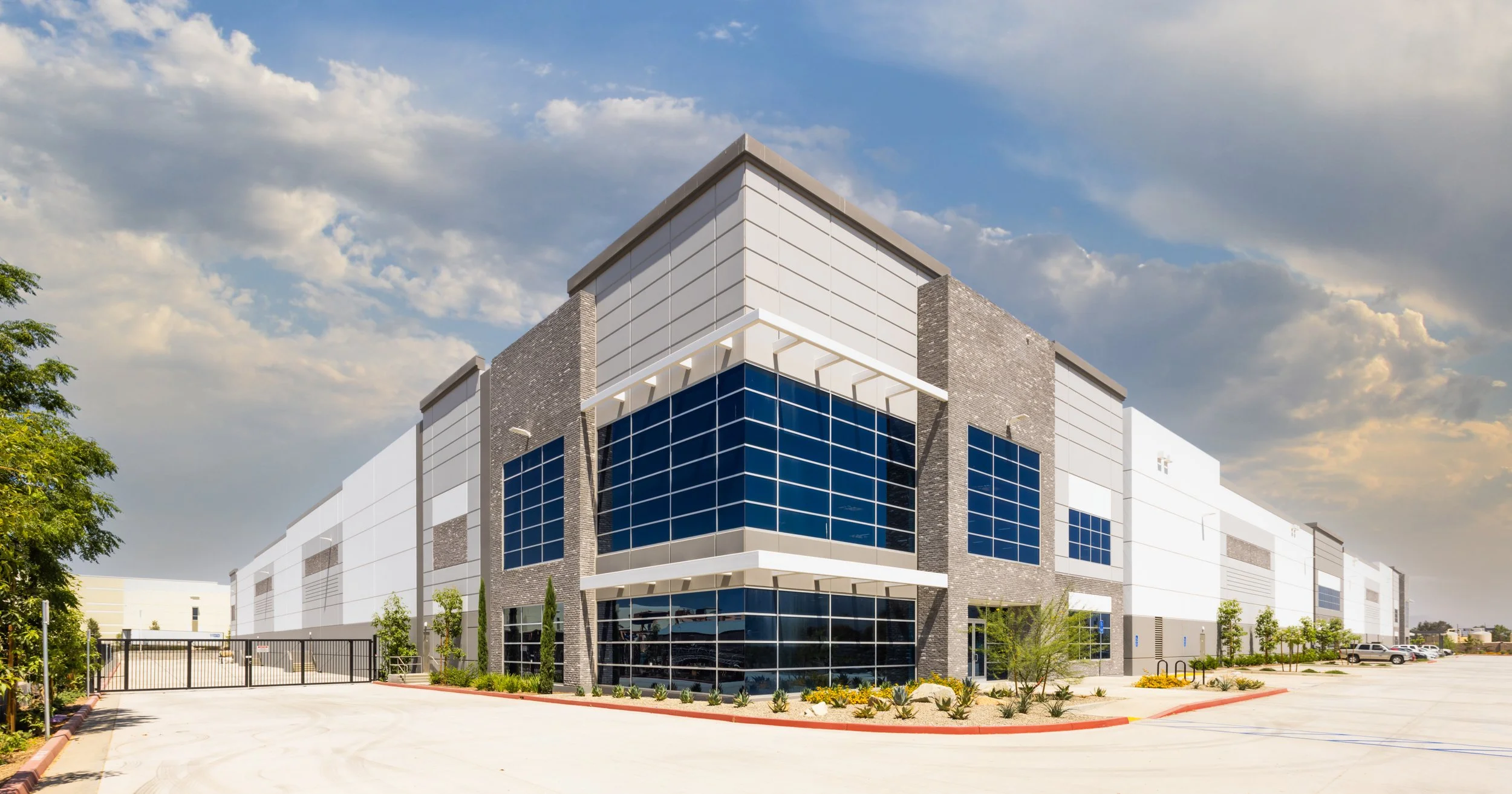 commercial-office-building-photography-southern-california-01-4904.jpg
