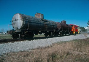Here the crew is switching two former US Army fuel tank cars, recently acquired from the Y-12 nuclear weapons facility, thanks to the help of the US Department of Energy.