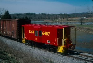 We end this part of the show with a photo of L&N caboose 6487, restored to go with L&N 1315.
