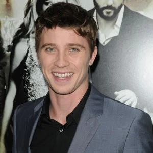 garrett-hedlund-country-strong1-300x300.jpg