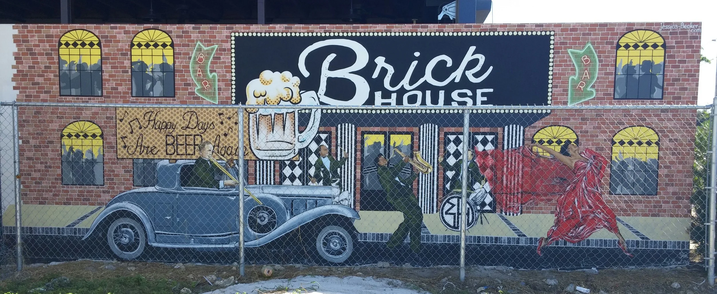"ROAR" BRICK BAR