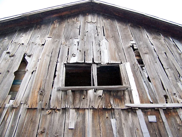 barn.JPG