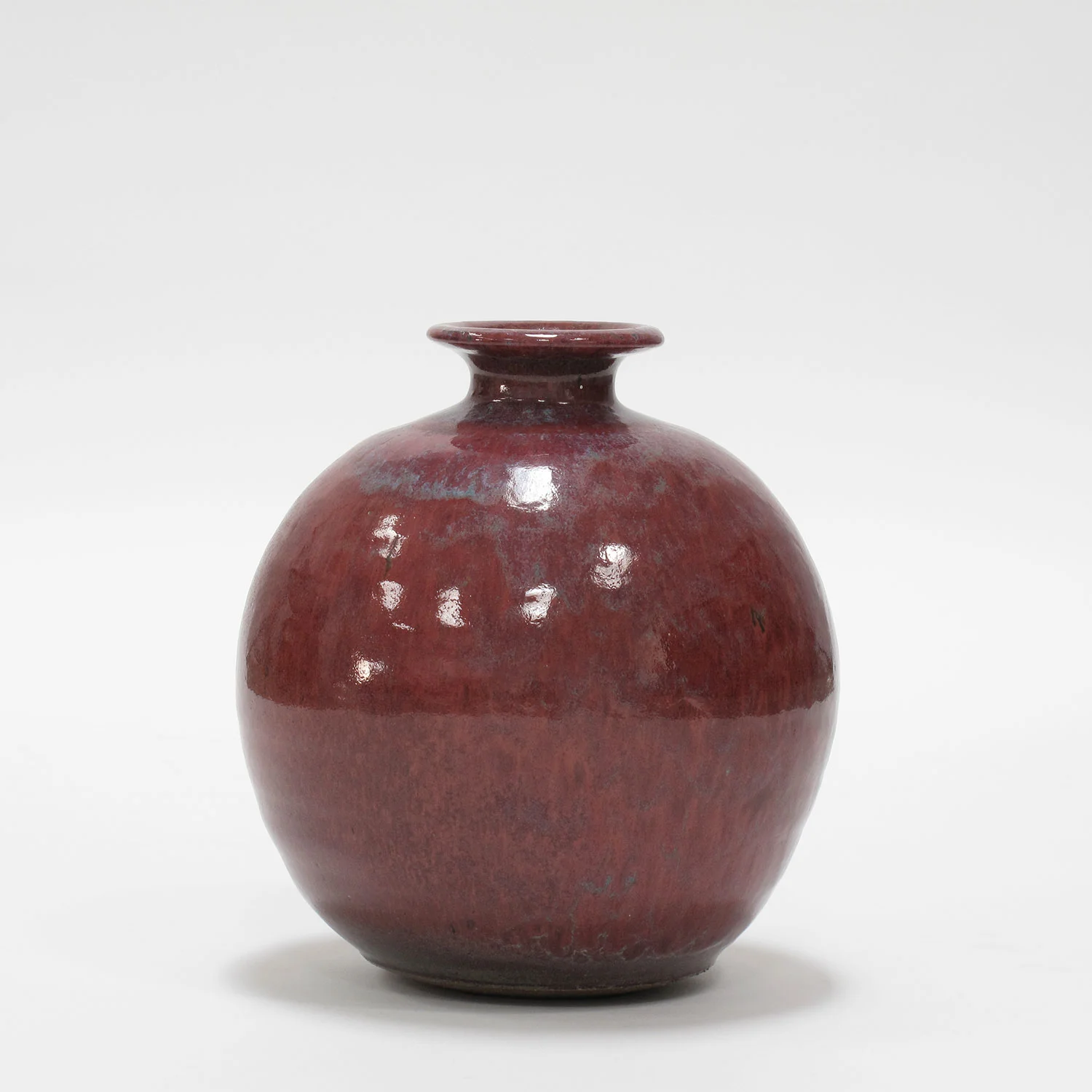 HS-EG-DC-Red-Vase-1.jpg