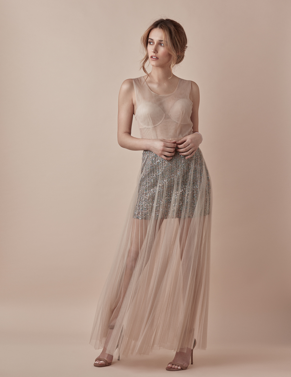 Soft beige for Krowd