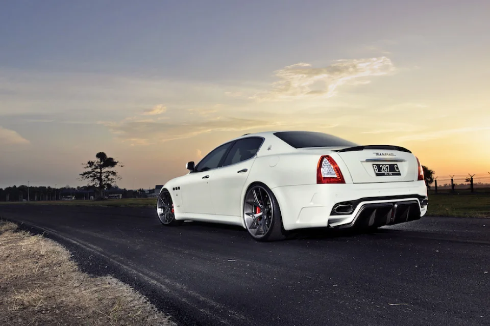 bodyMaseratiQuattroporte_07.jpg