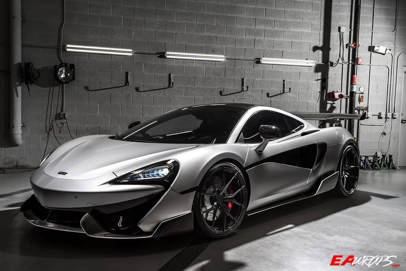 mclaren1_lr.jpg