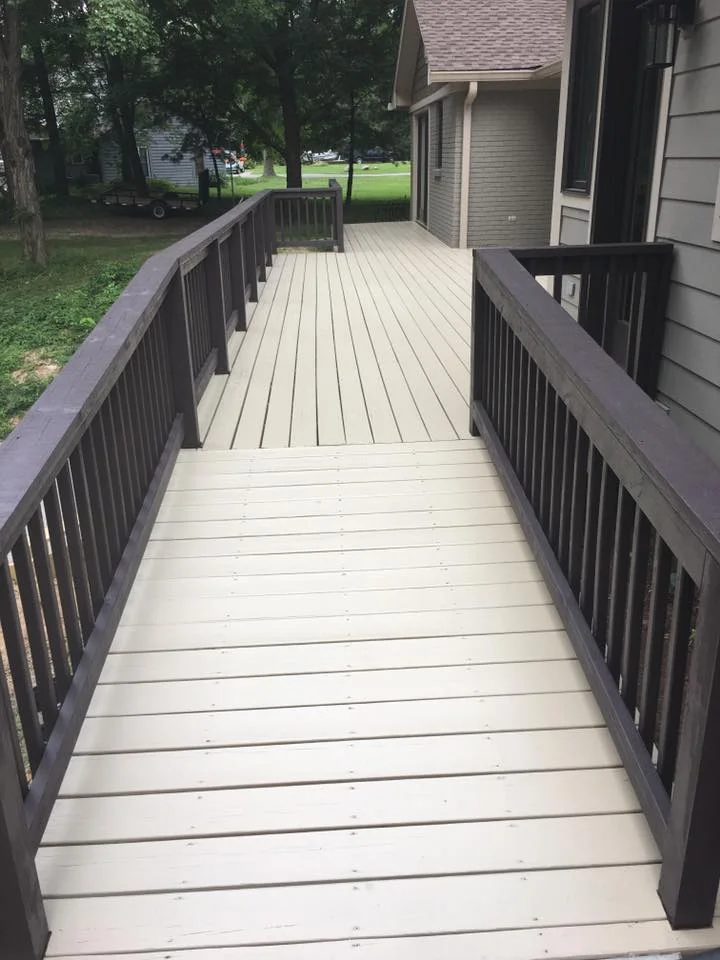 deck_after_stain.jpg