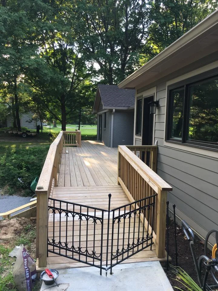 deck_before_stain.jpg