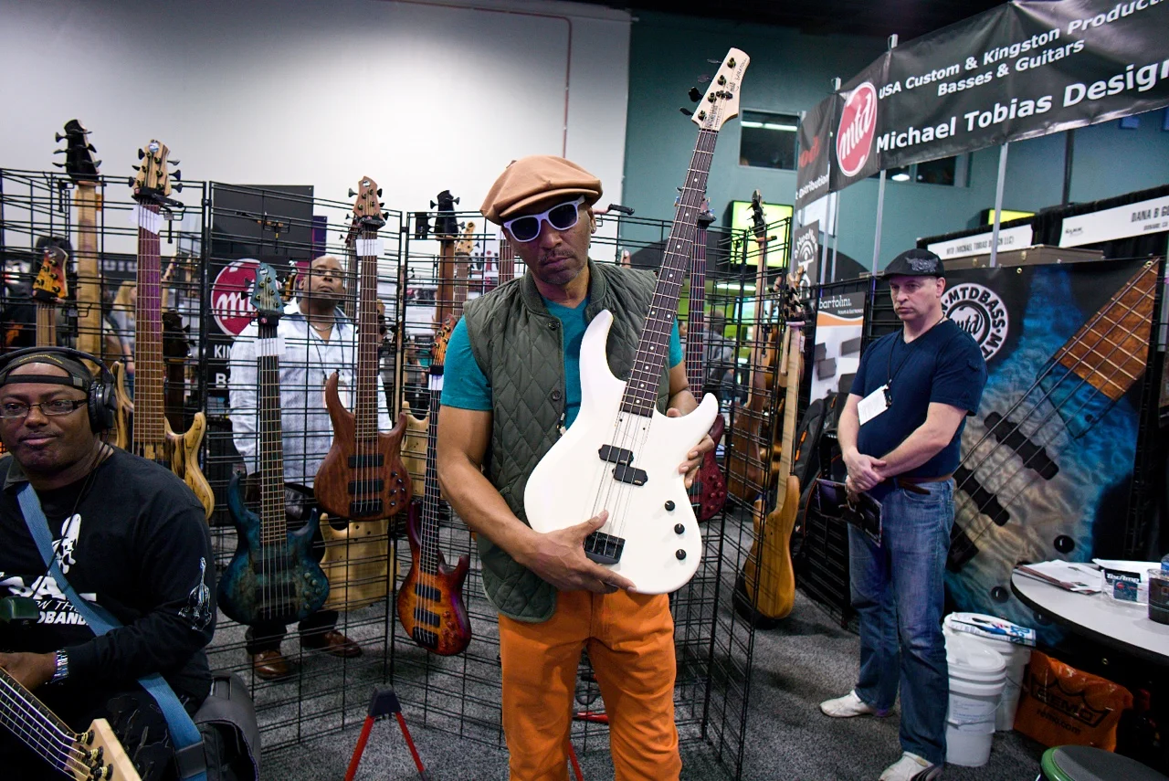 For Bass Players Only : Interview - Byron Miller Psycho Bass 