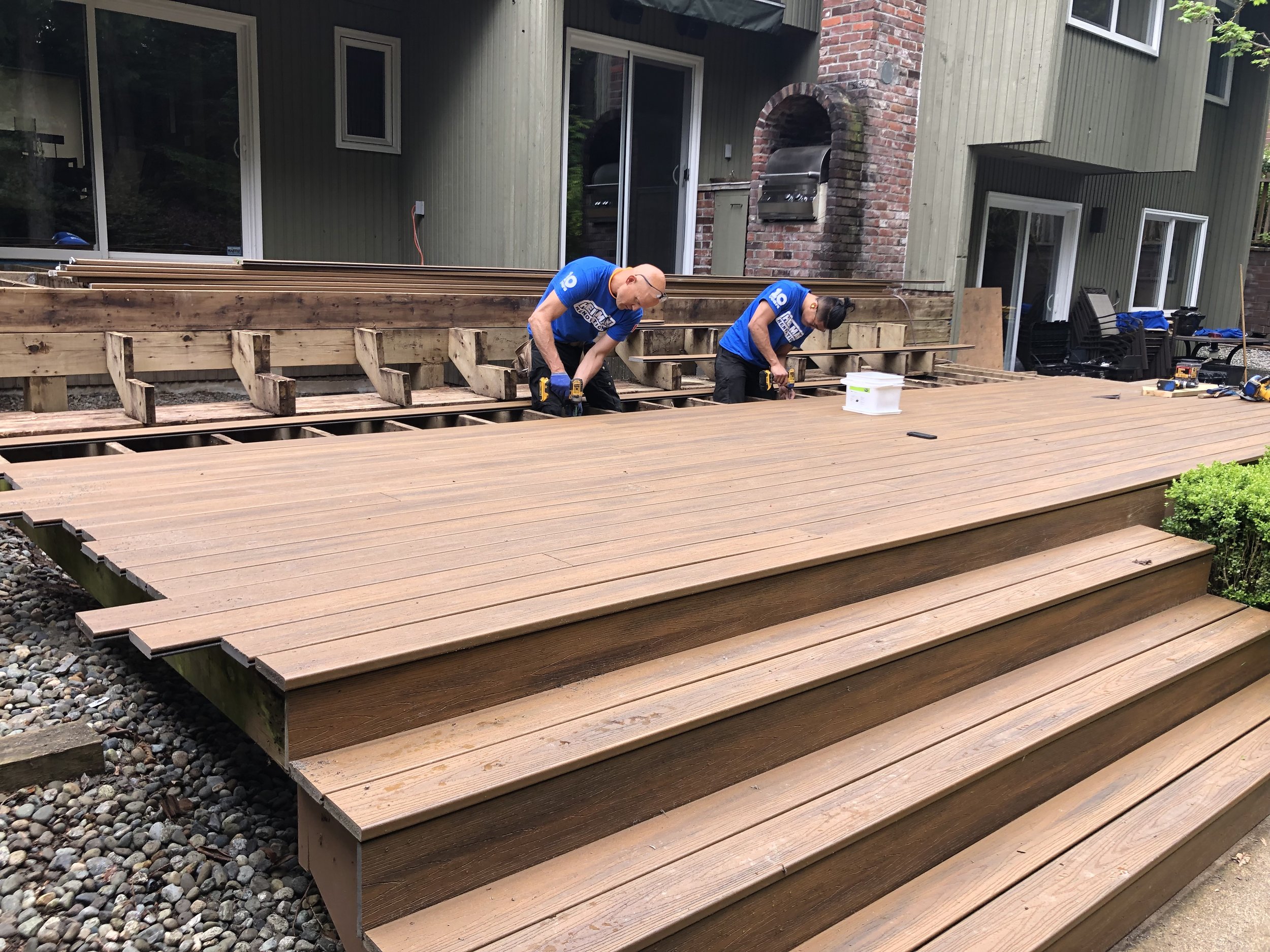 North Vancouver Deck Builders