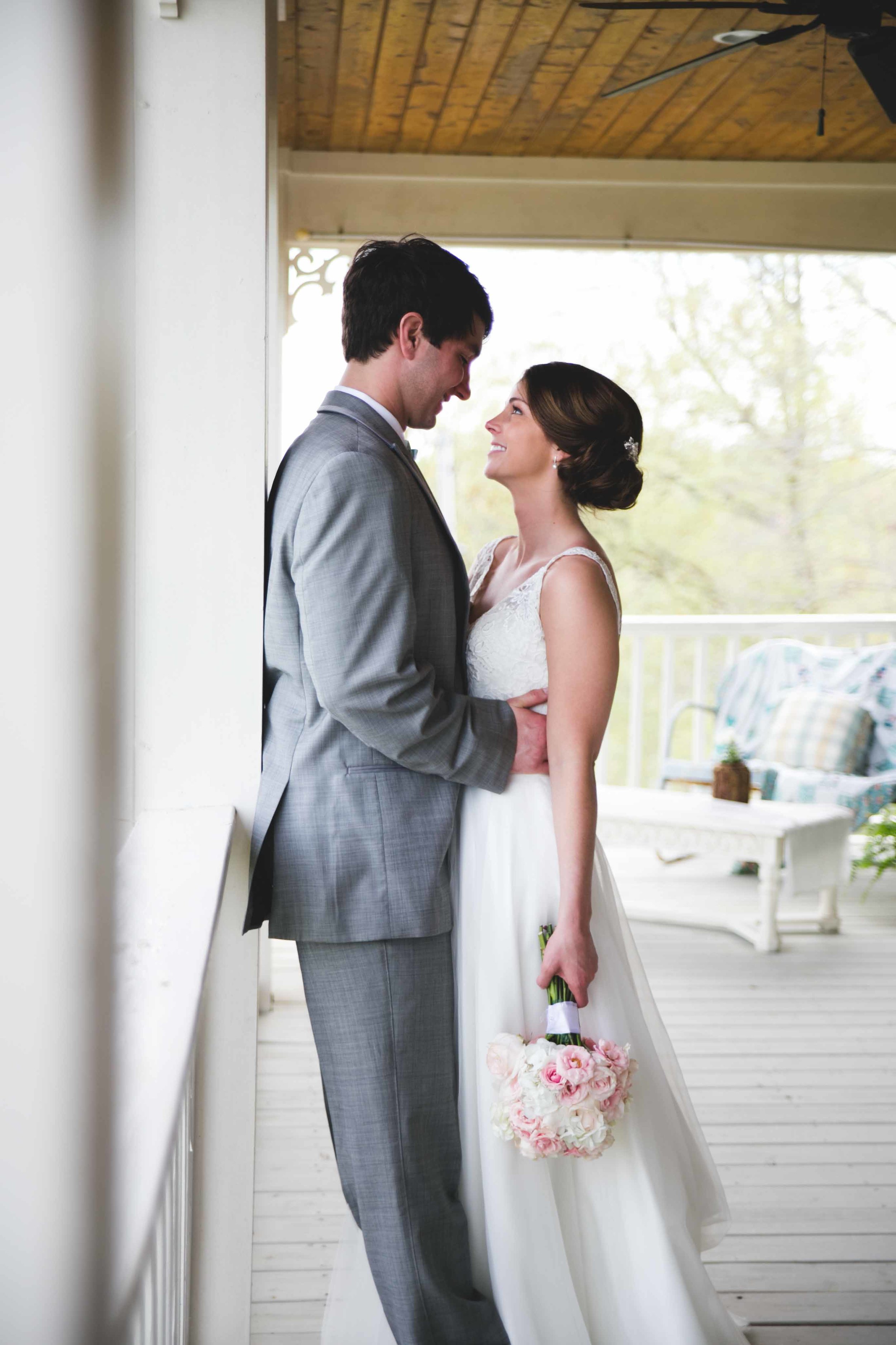 Nashville-wedding-photographers-bride-tn-engagement-photography-0622.jpg