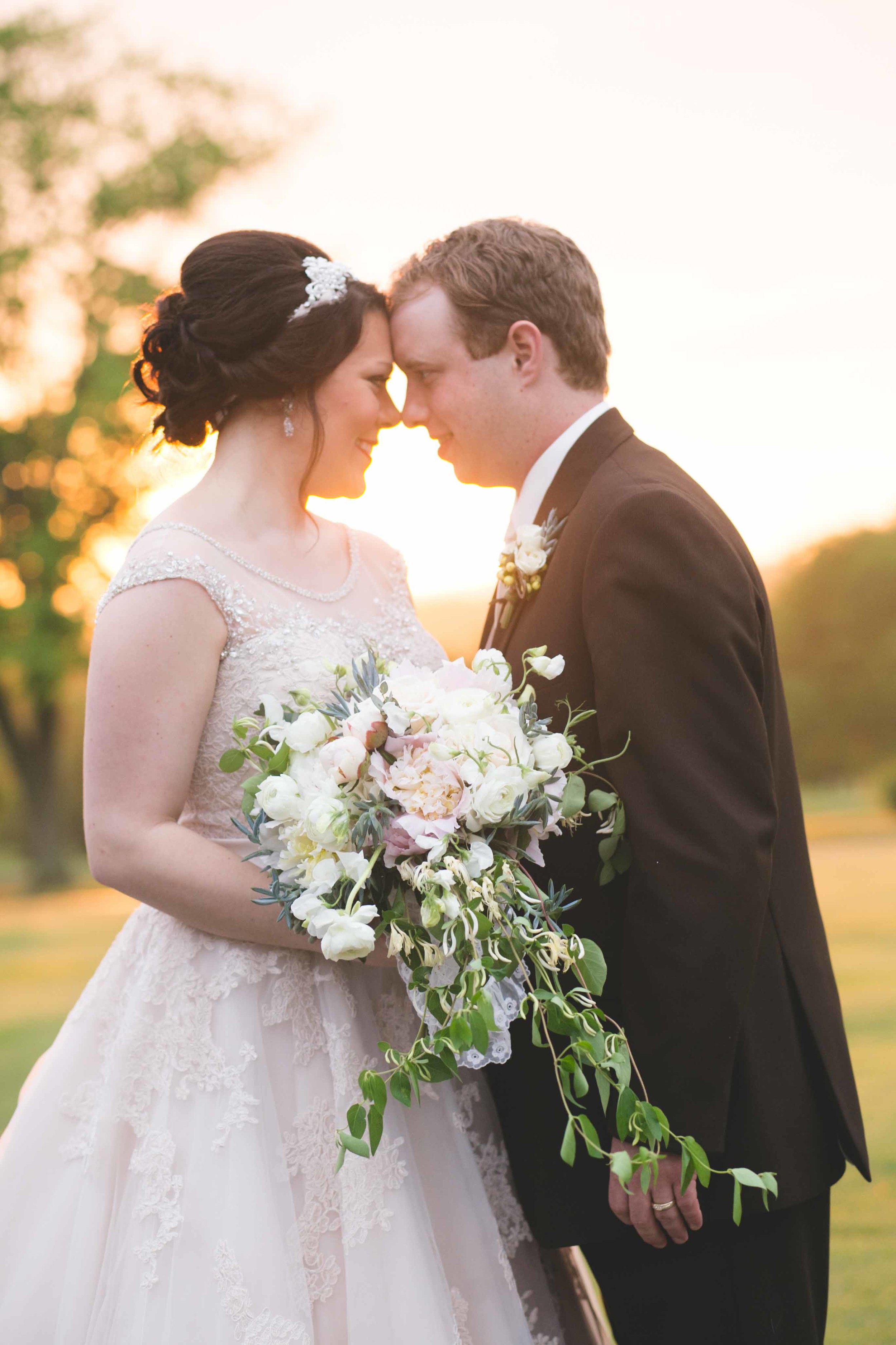 Nashville-wedding-photographers-bride-tn-engagement-photography-0698.jpg