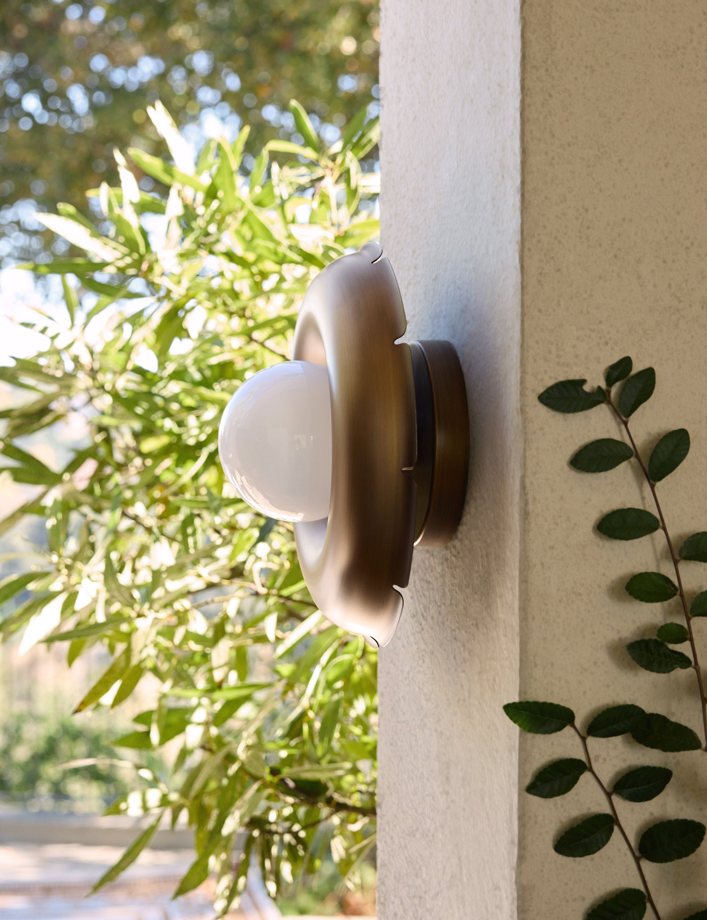 Cristobal Sconce (Aged Brass)